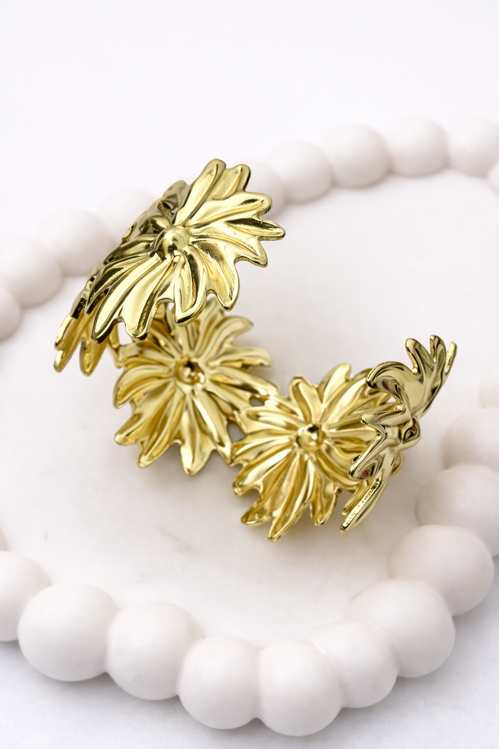 Floral Vine Cuff Bracelet – Elegant Statement Open Bangle